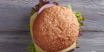 классический американский бургер