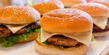 мясной бургер