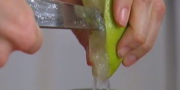 рыбный гамбургер с манго-майонезом