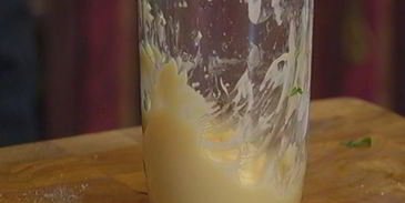 рыбный гамбургер с манго-майонезом