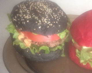 Stout бургер с сочной говядиной