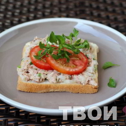 Бутерброд с тунцом