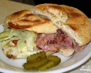 Бутерброд с ветчиной и сыром