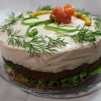 Бутербродный торт-мусс со слабосоленым лососем и фетой