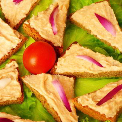 Бутерброды с икрой минтая