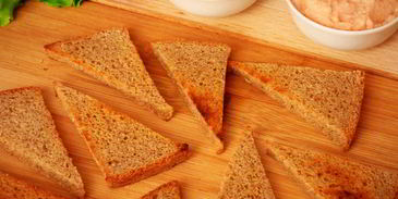 бутерброды с икрой минтая