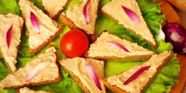 бутерброды с икрой минтая