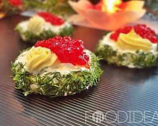 Бутерброды с красной икрой