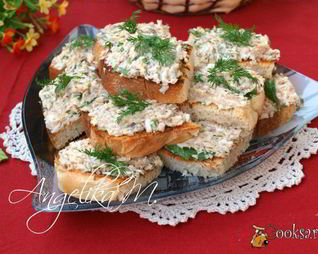 Бутерброды с сардинами и плавленым сыром