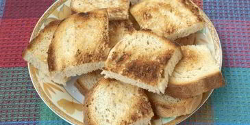 бутерброды с сардинами и плавленым сыром