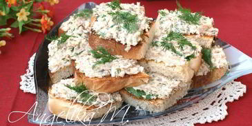 бутерброды с сардинами и плавленым сыром