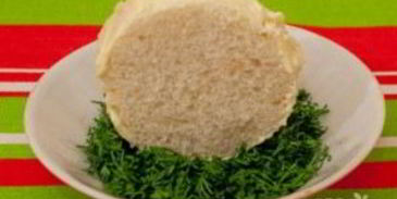 бутерброды с семгой и красной икрой