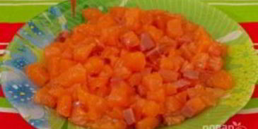 бутерброды с семгой и красной икрой