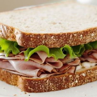 Бутерброды с ветчиной и овощами