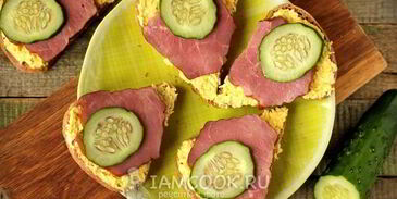 бутерброды с ветчиной