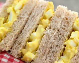 Бутерброды с яйцом
