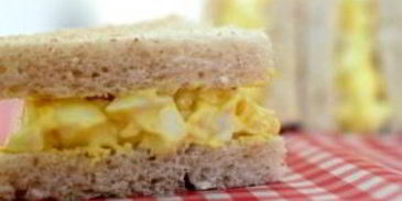 бутерброды с яйцом