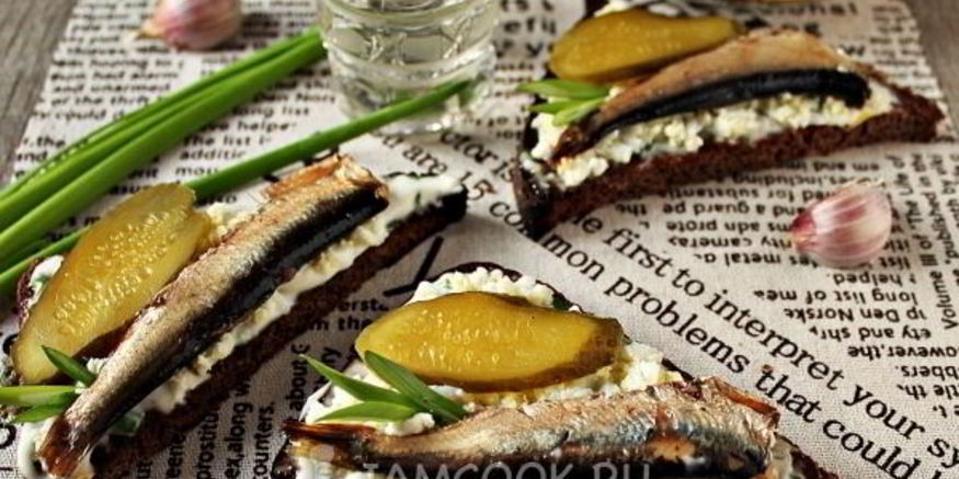 Рецепт бутербродов со шпротами с черным хлебом