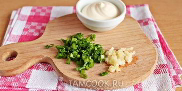 бутерброды со шпротами с черным хлебом