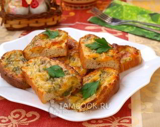 Горячие бутерброды с сыром и зеленью