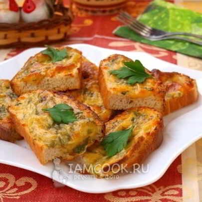 Горячие бутерброды с сыром и зеленью