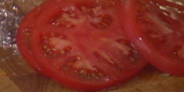 средиземноморский горячий бутерброд с тунцом и артишоками