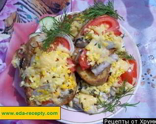 Жареные бутерброды с помидорами майонезом сыром