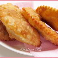 Рецепт Чебуреков на минералке с пикантной начинкой