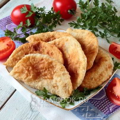 Чебуреки с капустой