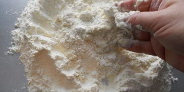 чебуреки с куриным фаршем и сыром