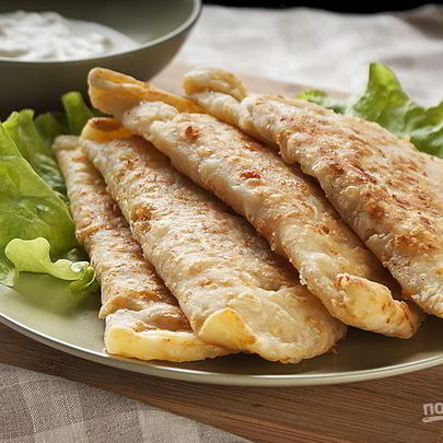 Чебуреки с сыром и ветчиной