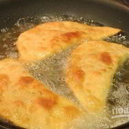 Рецепт Теста на чебуреки узбекские