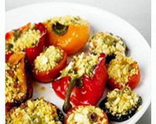 Фаршированные перцы, помидоры и грибы