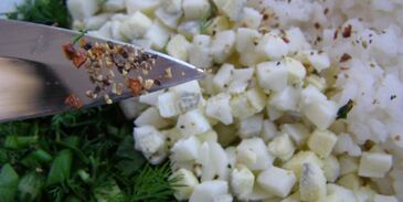 фаршированные кальмары с рисом и яйцом