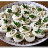 Рецепт Фаршированных печенью трески яйца