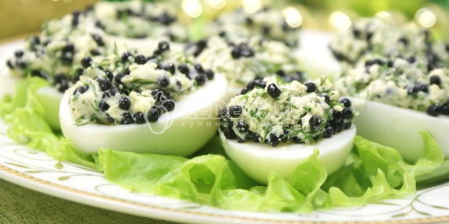 Рецепт фаршированных яиц с икорно-горчичной начинкой