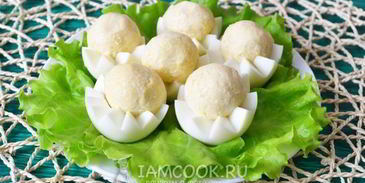фаршированные яйца цыплята