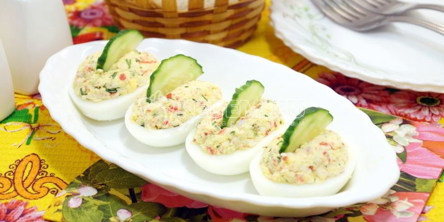 Рецепт яиц фаршированных крабовыми палочками