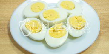 яйца фаршированные крабовыми палочками