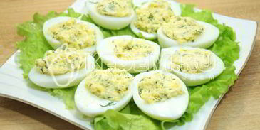 яйца фаршированные красной икрой