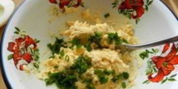 яйца, фаршированные красной рыбой