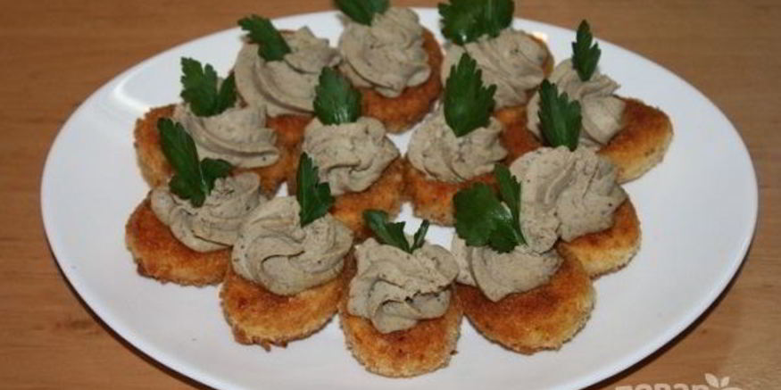 Рецепт яиц, фаршированных куриной печенью