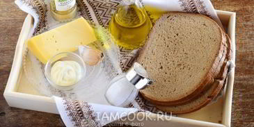 чесночные гренки из черного хлеба