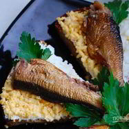 Рецепт Гренков из черного хлеба с яйцом