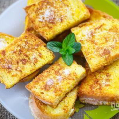Гренки с молоком и яйцом сладкие