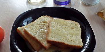 гренки с помидорами и сыром