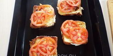 гренки с помидорами и сыром