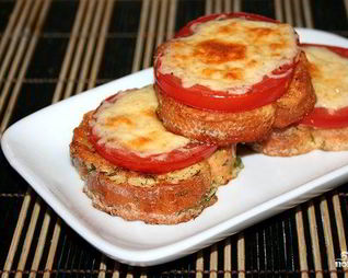 Гренки с помидорами