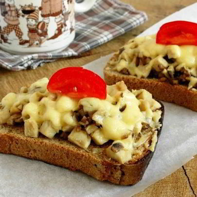 Гренки с шампиньонами