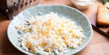 гренки с яйцом